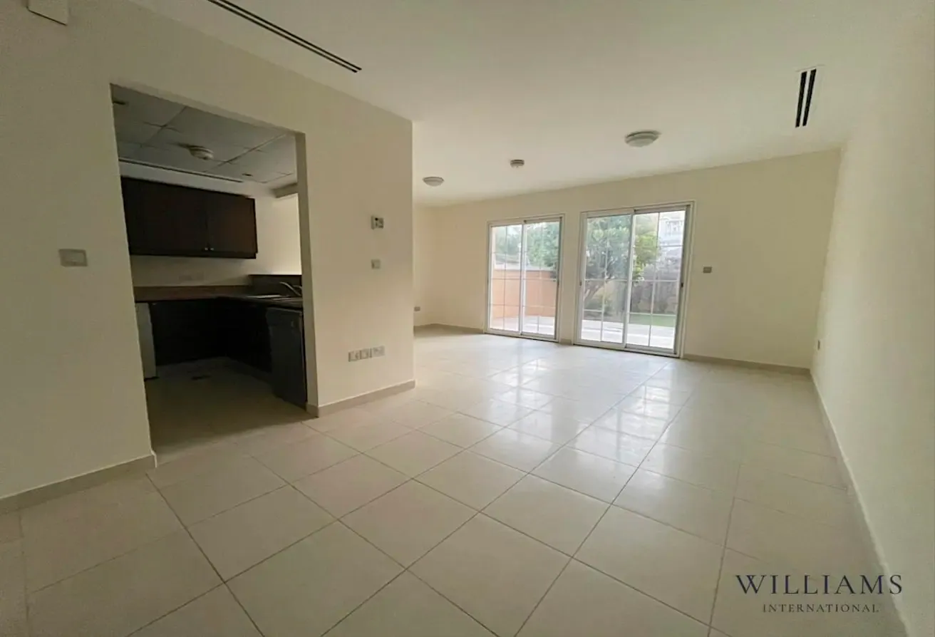 GREAT LOCATION | VACANT ON TRANSFER | VIEW TODAY