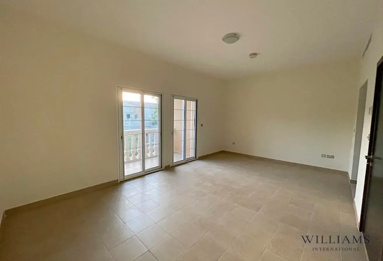 GREAT LOCATION | VACANT ON TRANSFER | VIEW TODAY