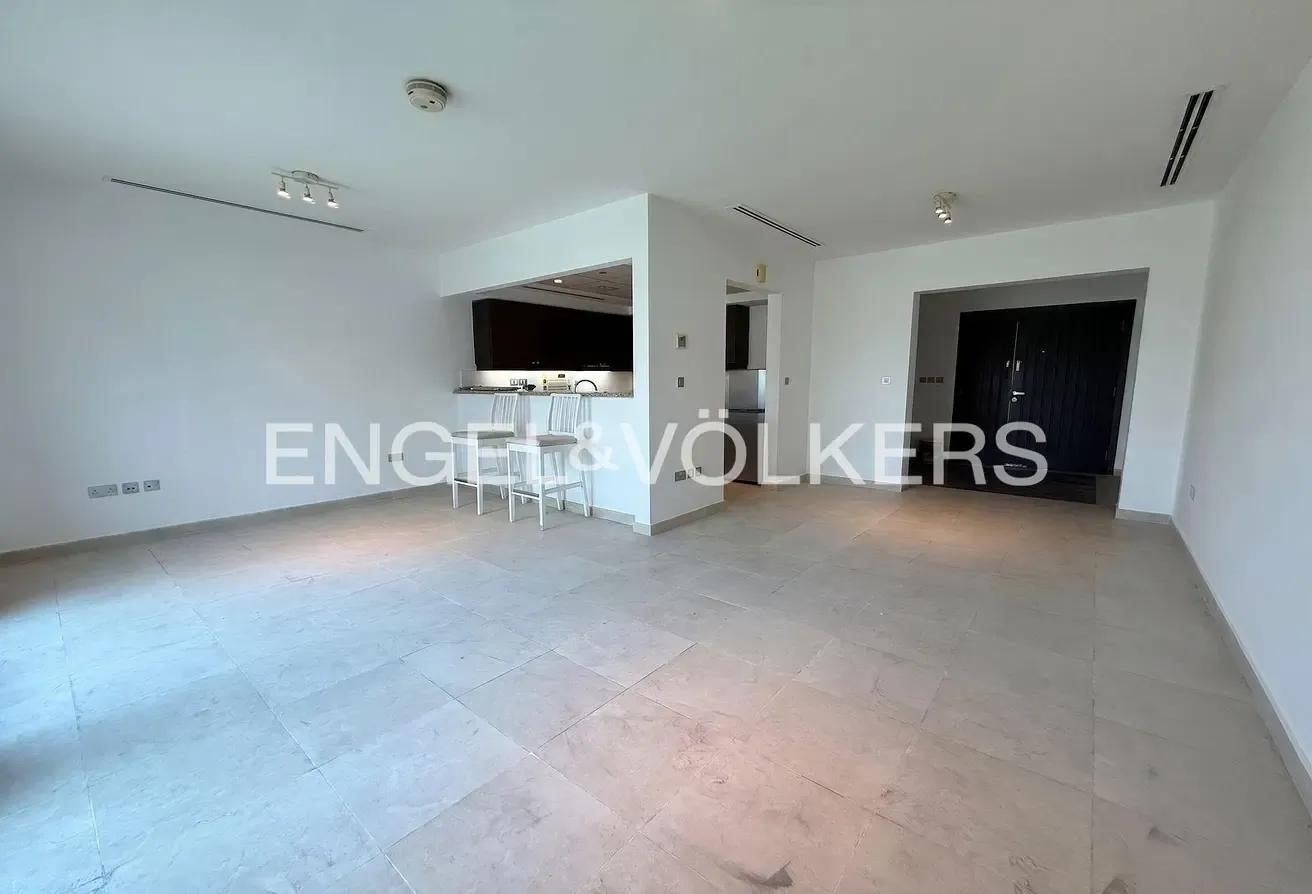 Vacant Now | Corner Unit | View Today