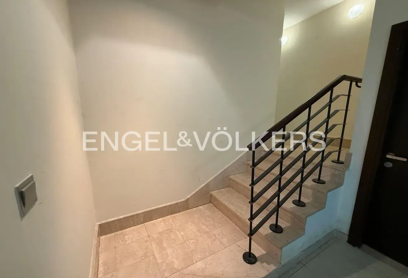Vacant Now | Corner Unit | View Today