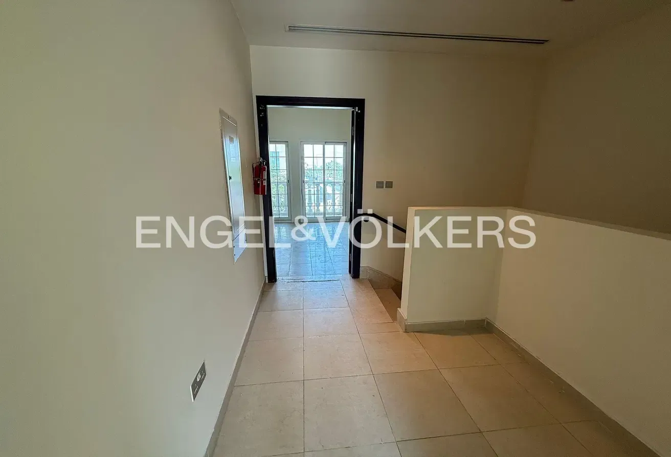 Vacant Now | Corner Unit | View Today