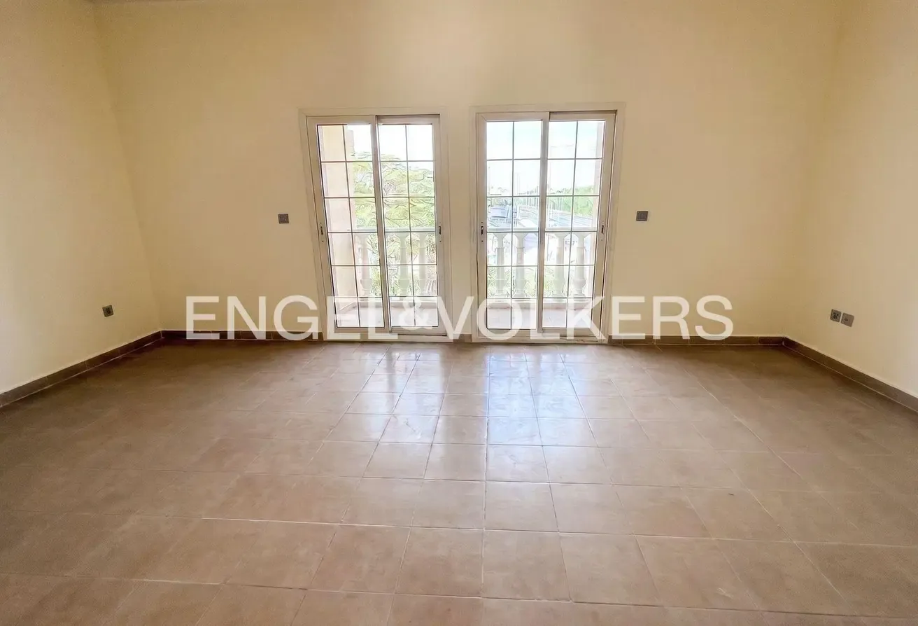 Vacant Now | Corner Unit | View Today