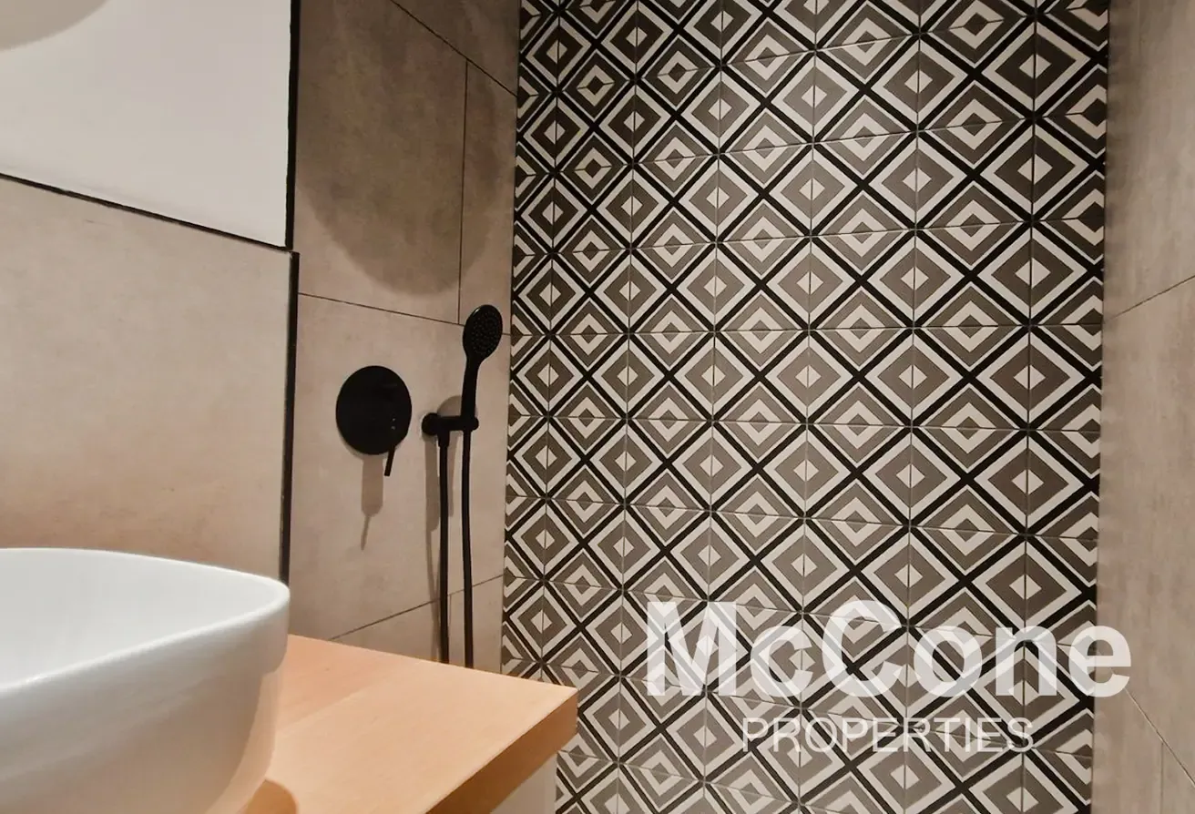 Investor Deal | Modern | Hotel Amenities