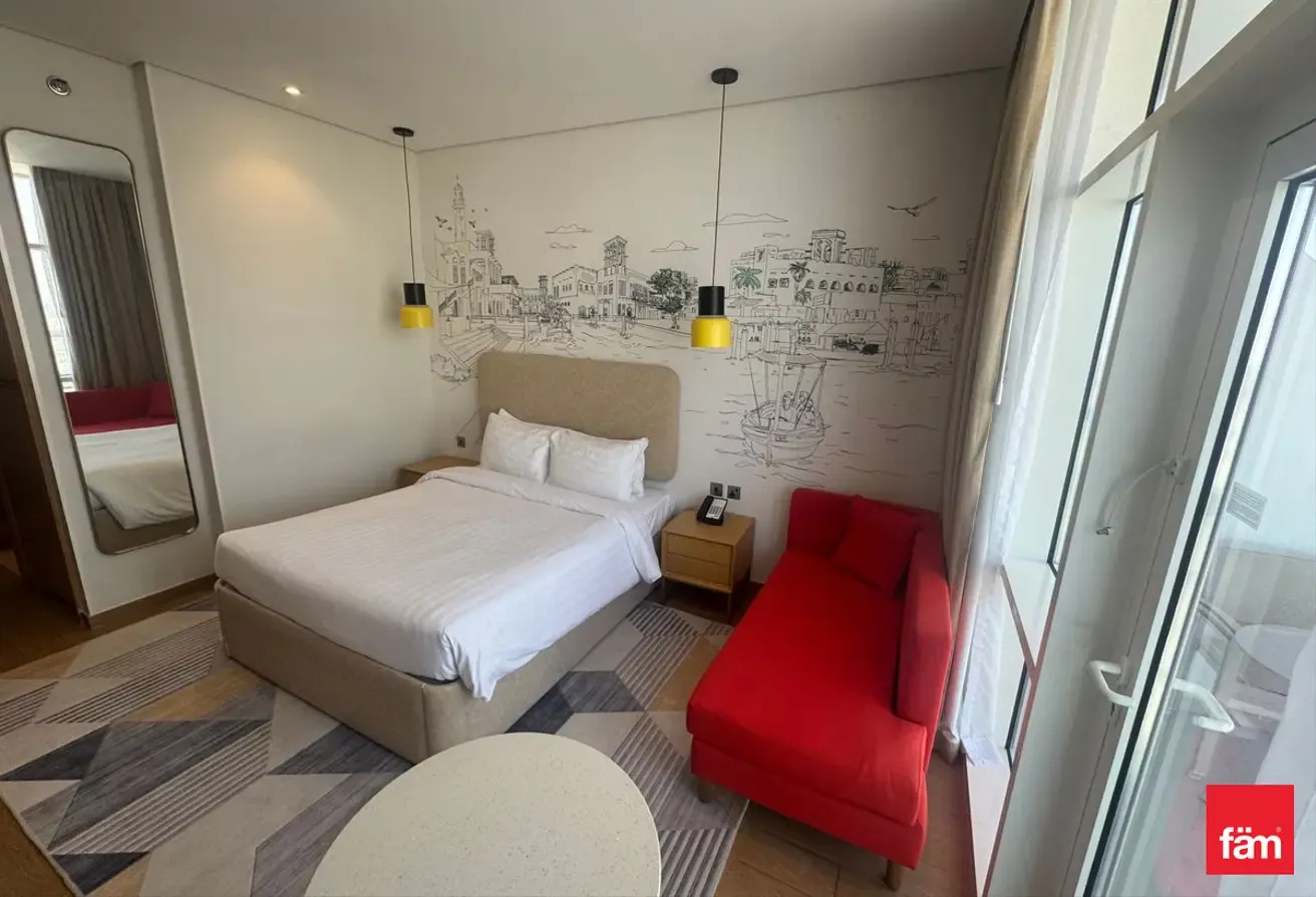 Furnished Studio | Skyline Views | Vacant