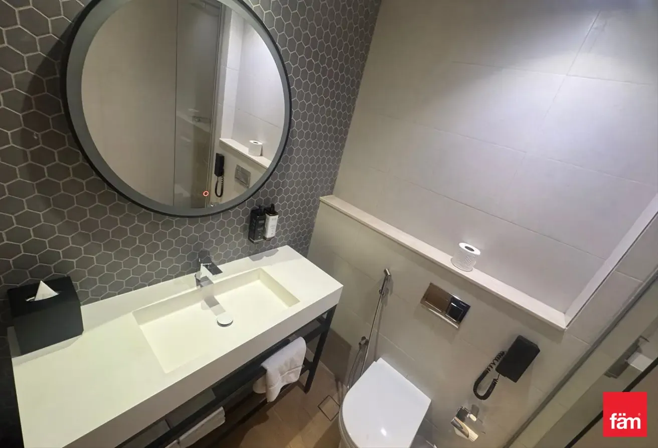 Furnished Studio | Skyline Views | Vacant