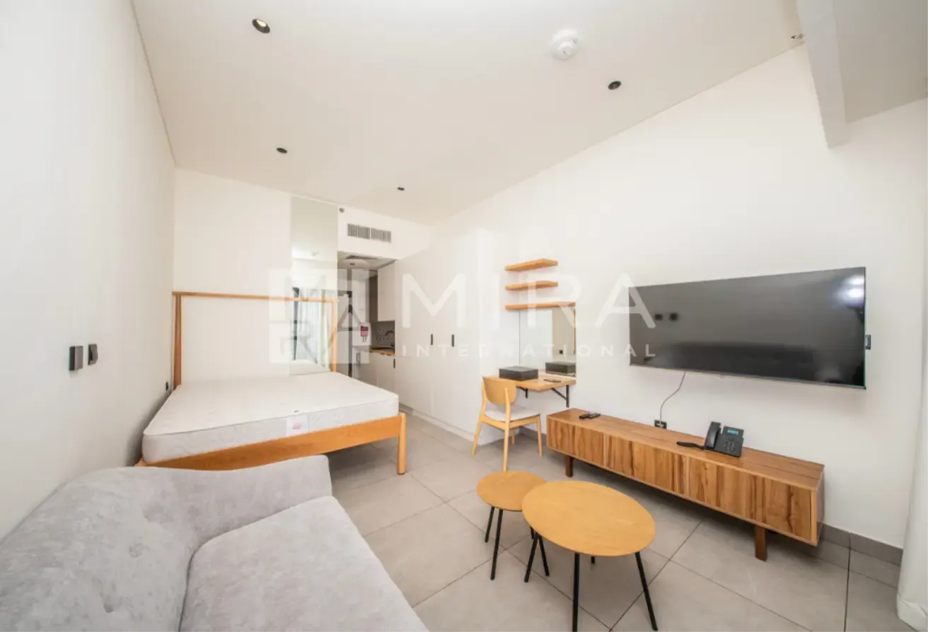 Vacant | High floor | Fully Furnished