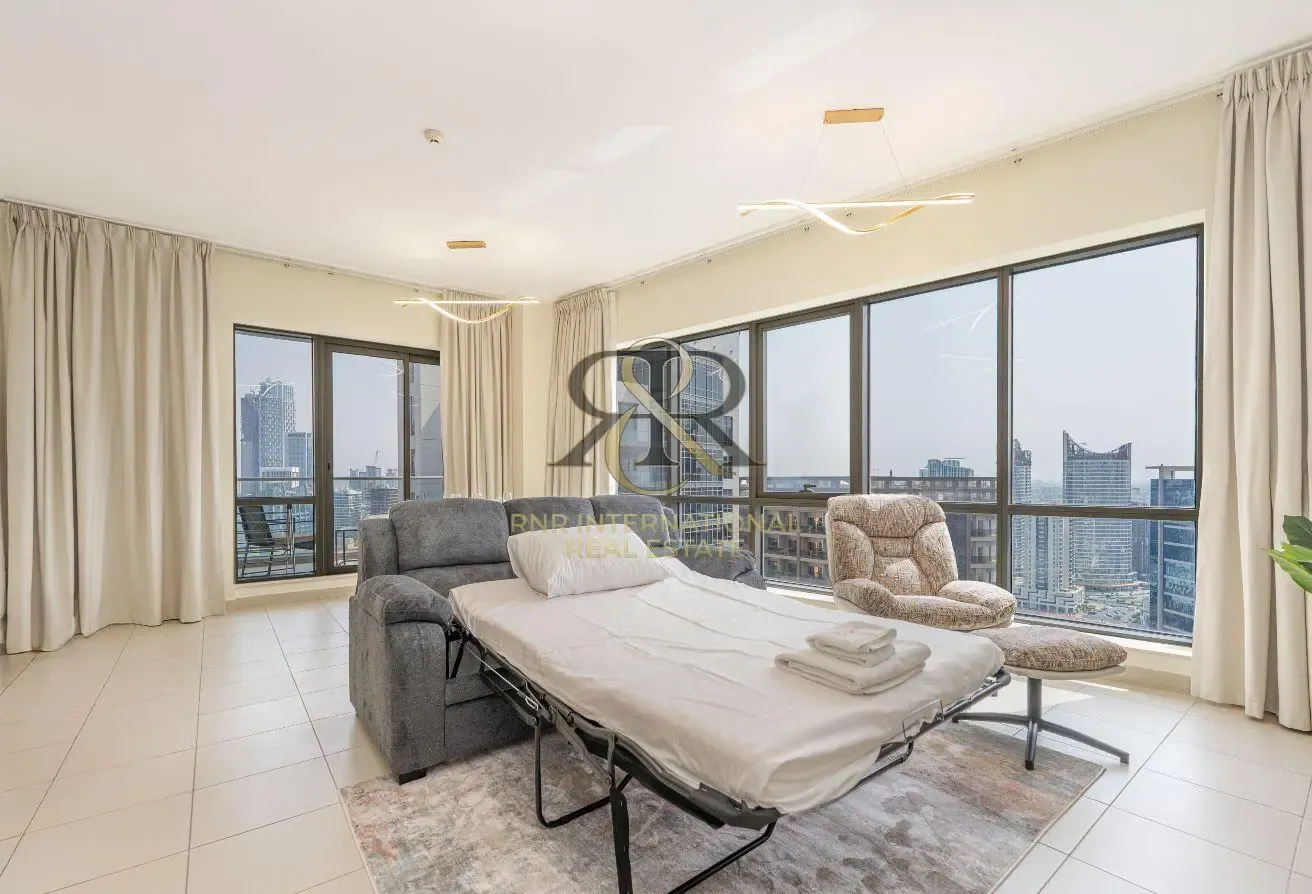 Stylish 1BR Furnished | Large Layout | VOT