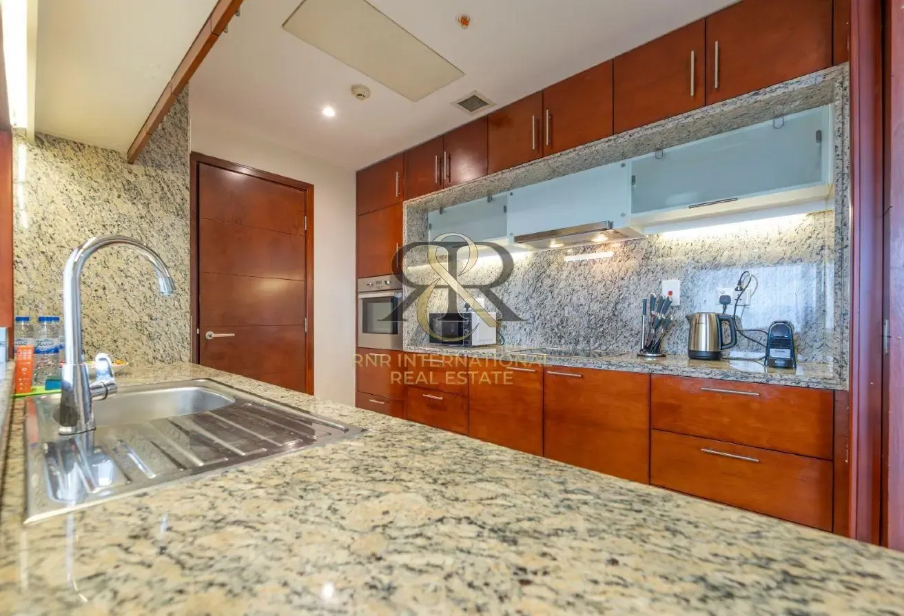 Stylish 1BR Furnished | Large Layout | VOT