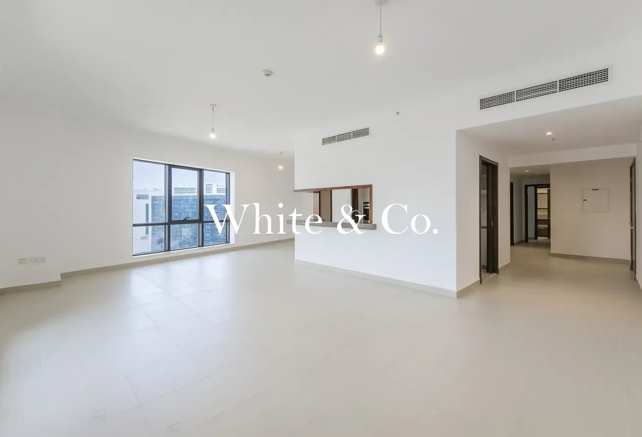 Vacant | Largest 2 Bed Layout |High Floor