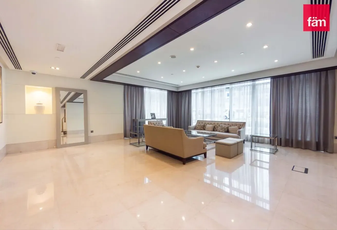 Biggest layout |closed kitchen |partial burj view