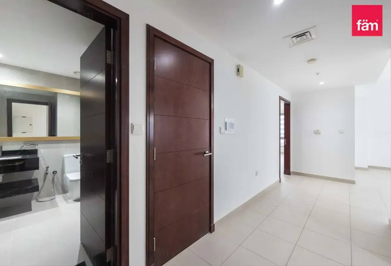 Biggest layout |closed kitchen |partial burj view