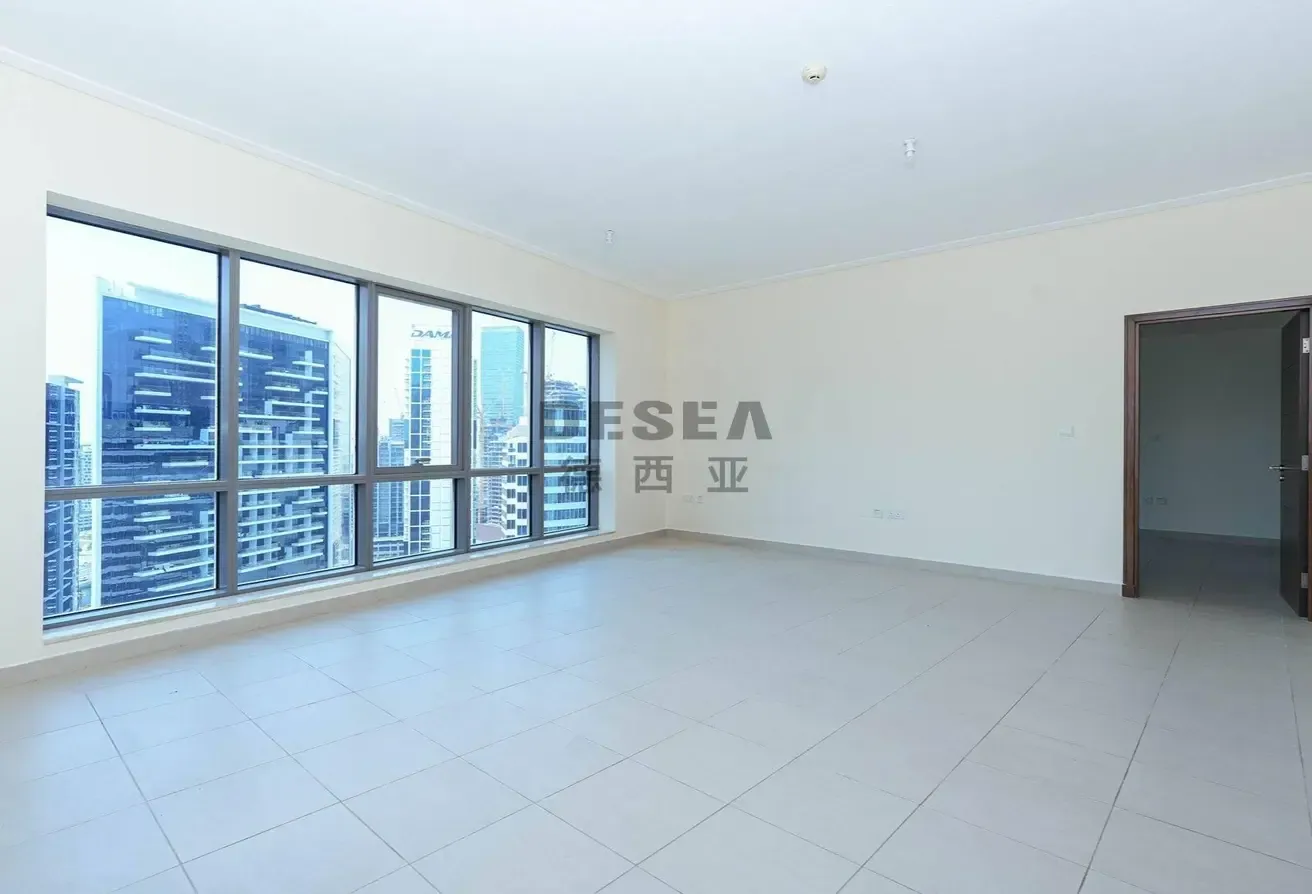 Vacant | Two Bathrooms | High Floor