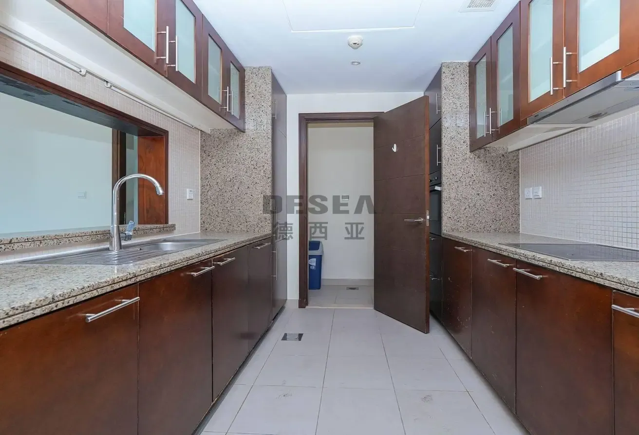 Vacant | Two Bathrooms | High Floor