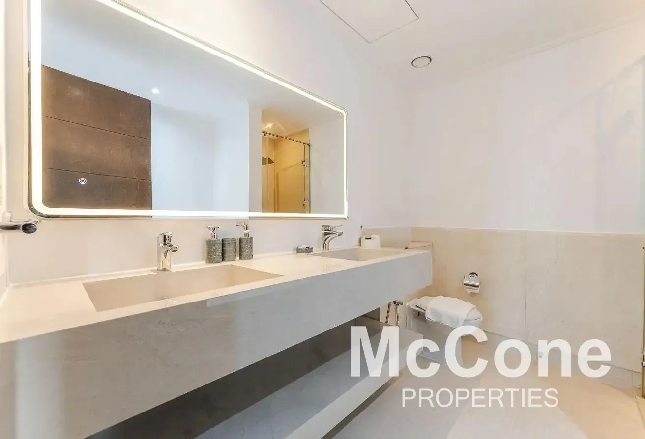 Upgraded | High Floor | Large Balcony