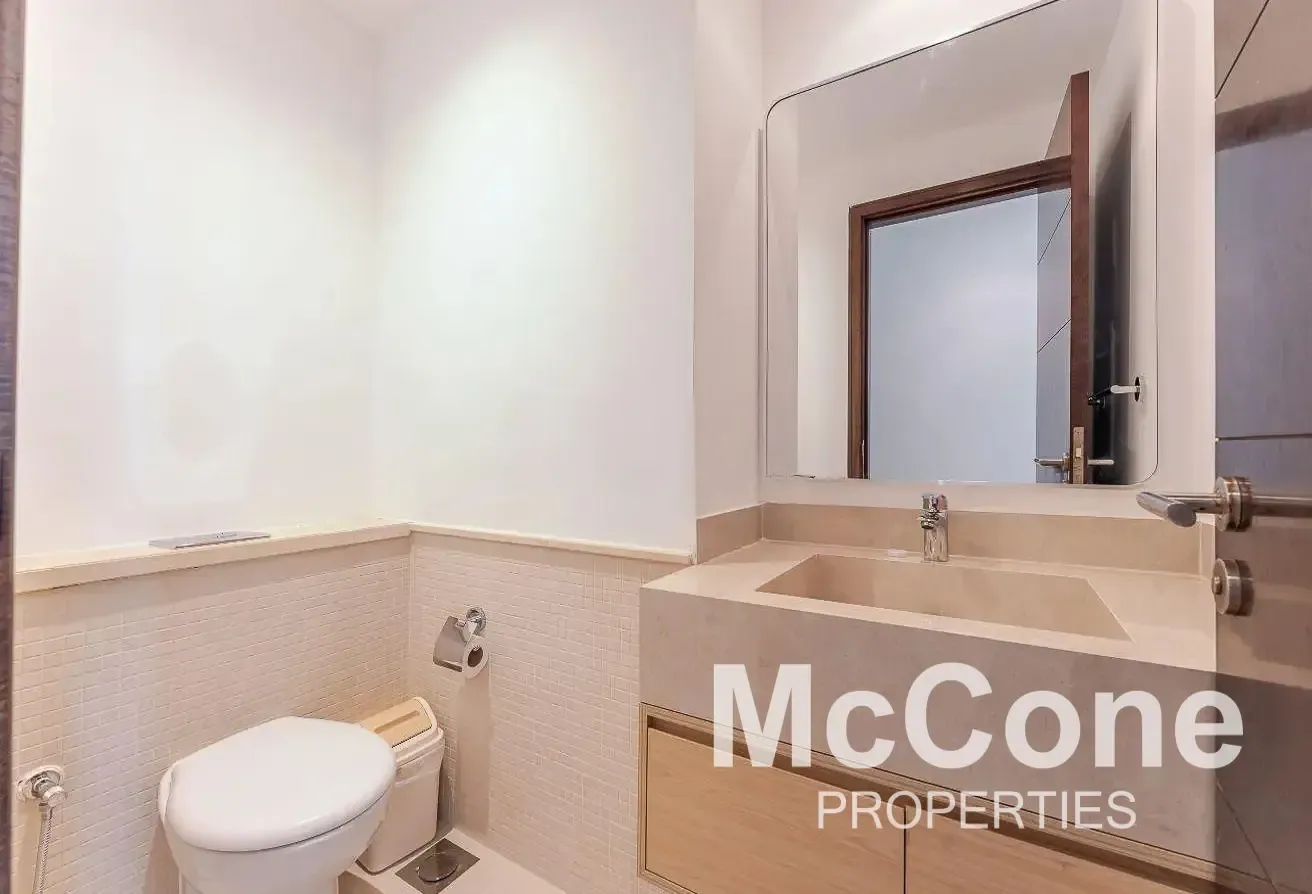 Upgraded | High Floor | Large Balcony