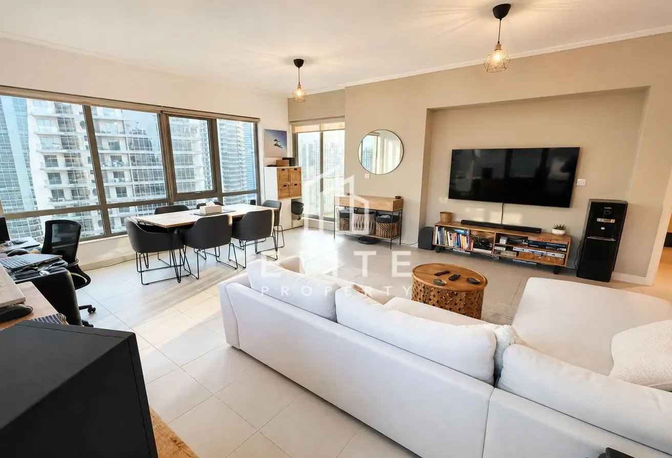 Upgraded 1 BR | High Floor | Large Layout