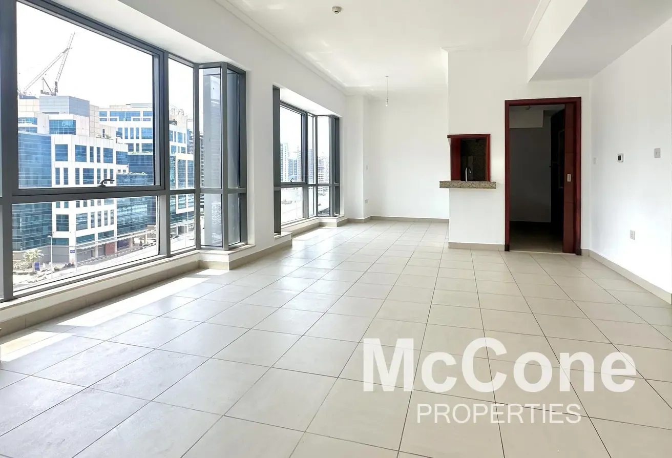 High Floor | Vacant | Spacious