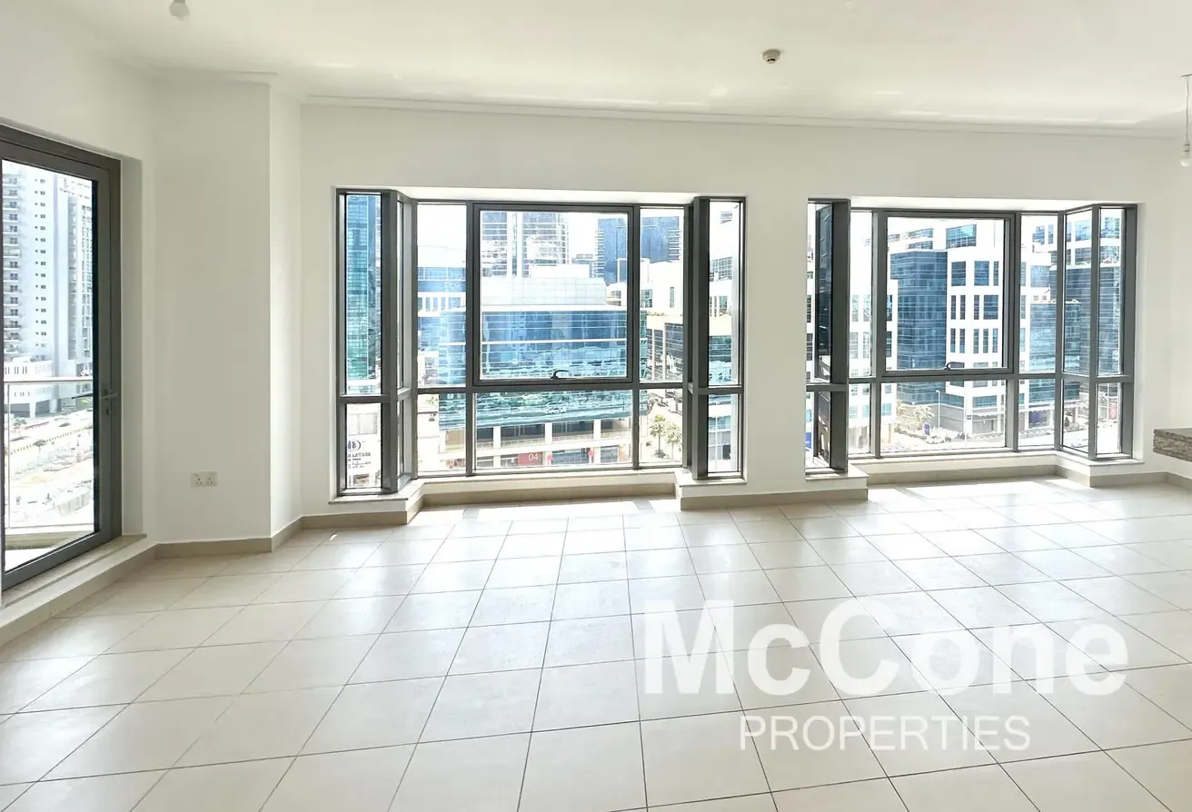 High Floor | Vacant | Spacious