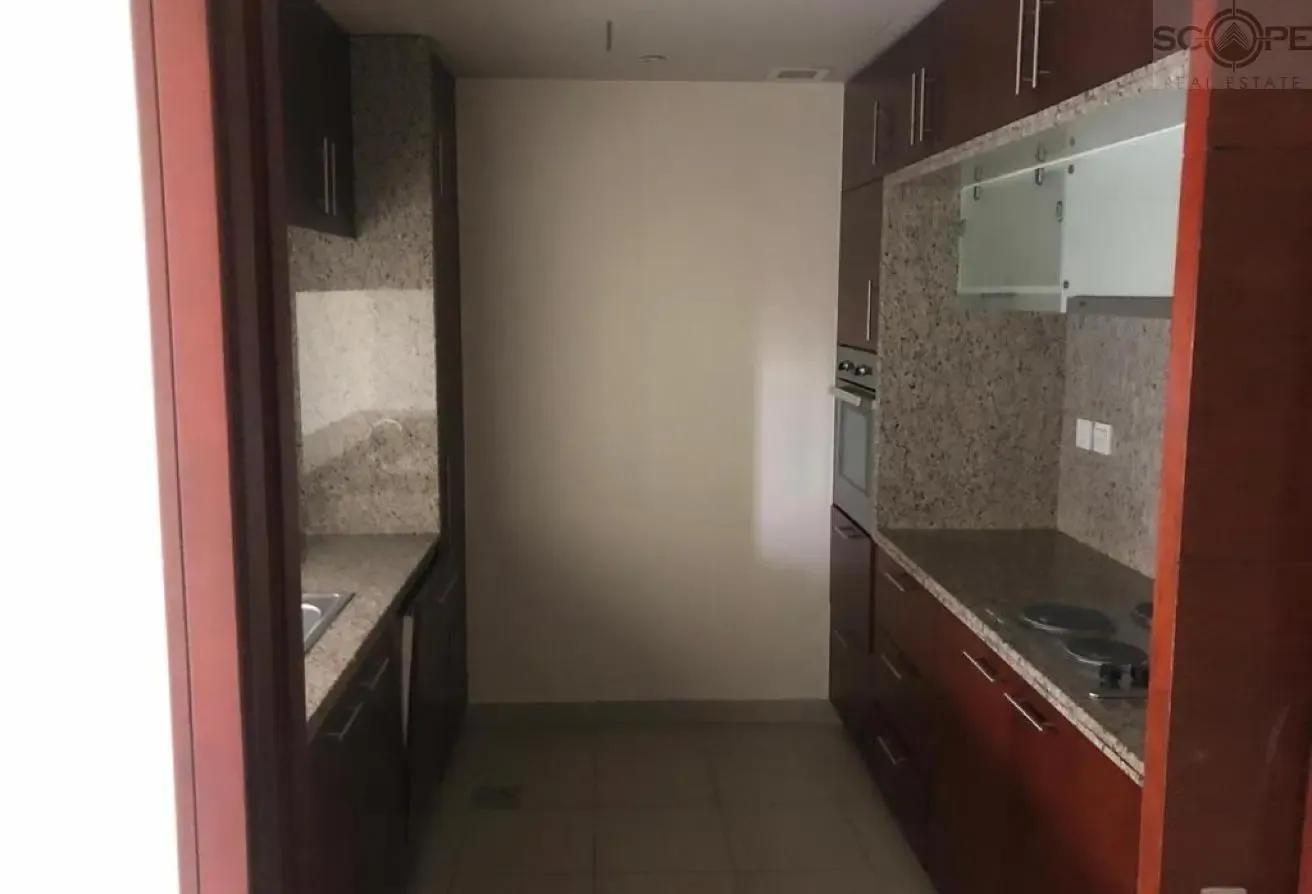 VACANT POOL VIEW ONE BEDROOM IN SOUTHRIDGE TOWER 1