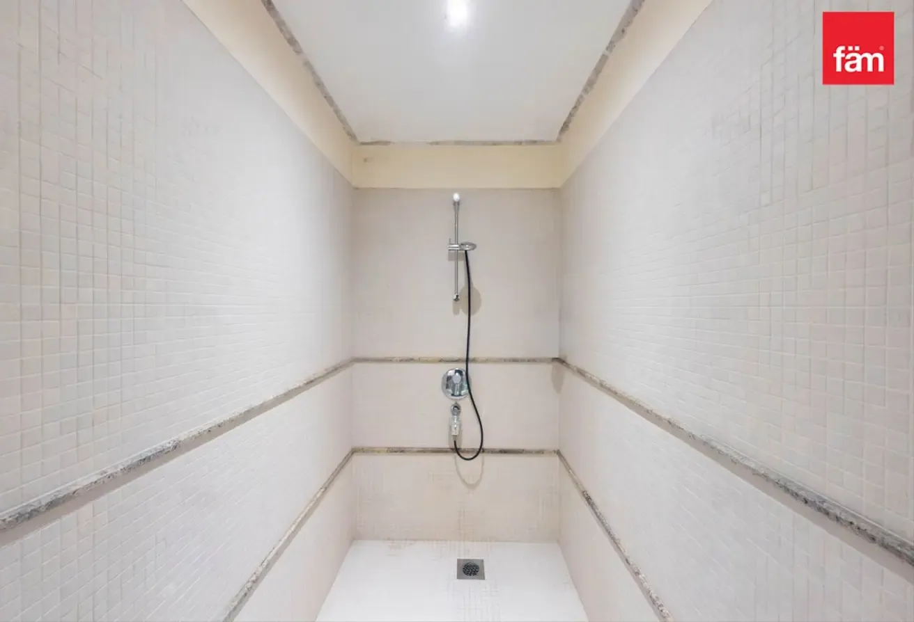 Balcony | Spacious Unit | Prime Location