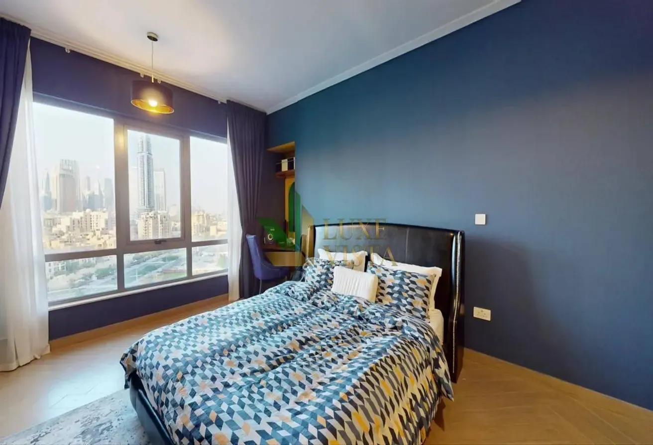 Fully Renovated | Burj View | Corner Unit