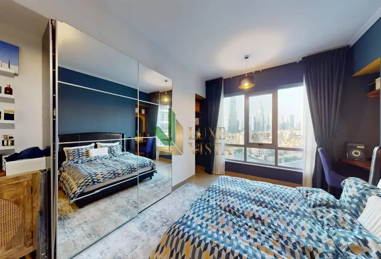 Fully Renovated | Burj View | Corner Unit