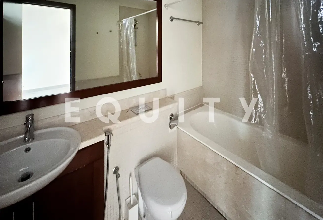Vacant Now | Separate Dining | Large Layout