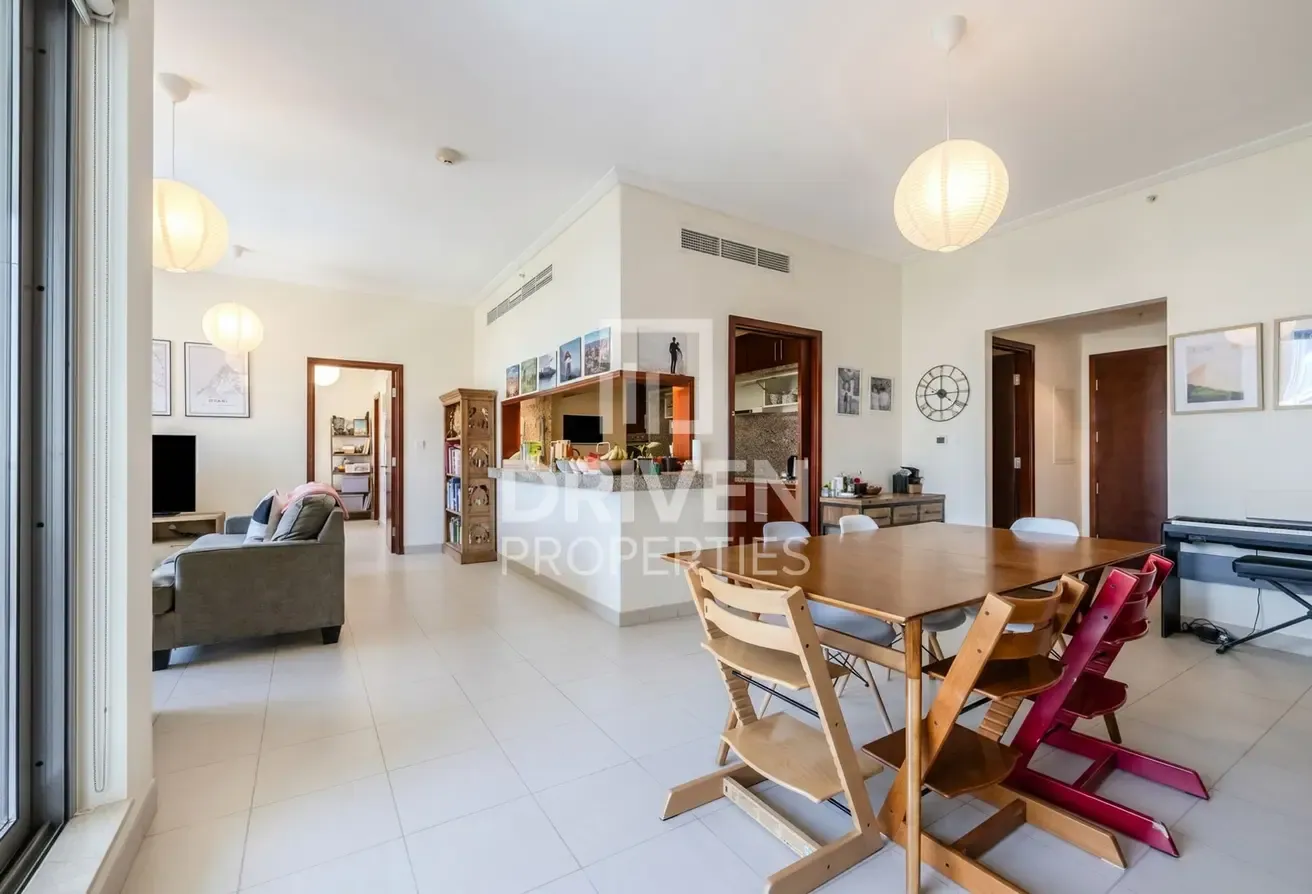 Spacious Apt with Maids Room | Burj View