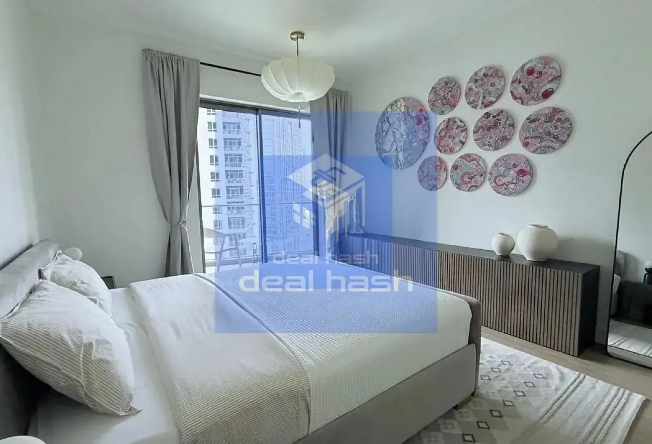 Renovated | Burj Khalifa View | Vacant | Fully Fur