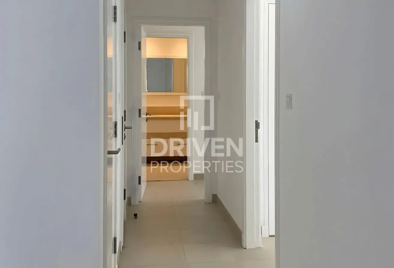 Upgraded Apt | Full Burj View | Largest Layout
