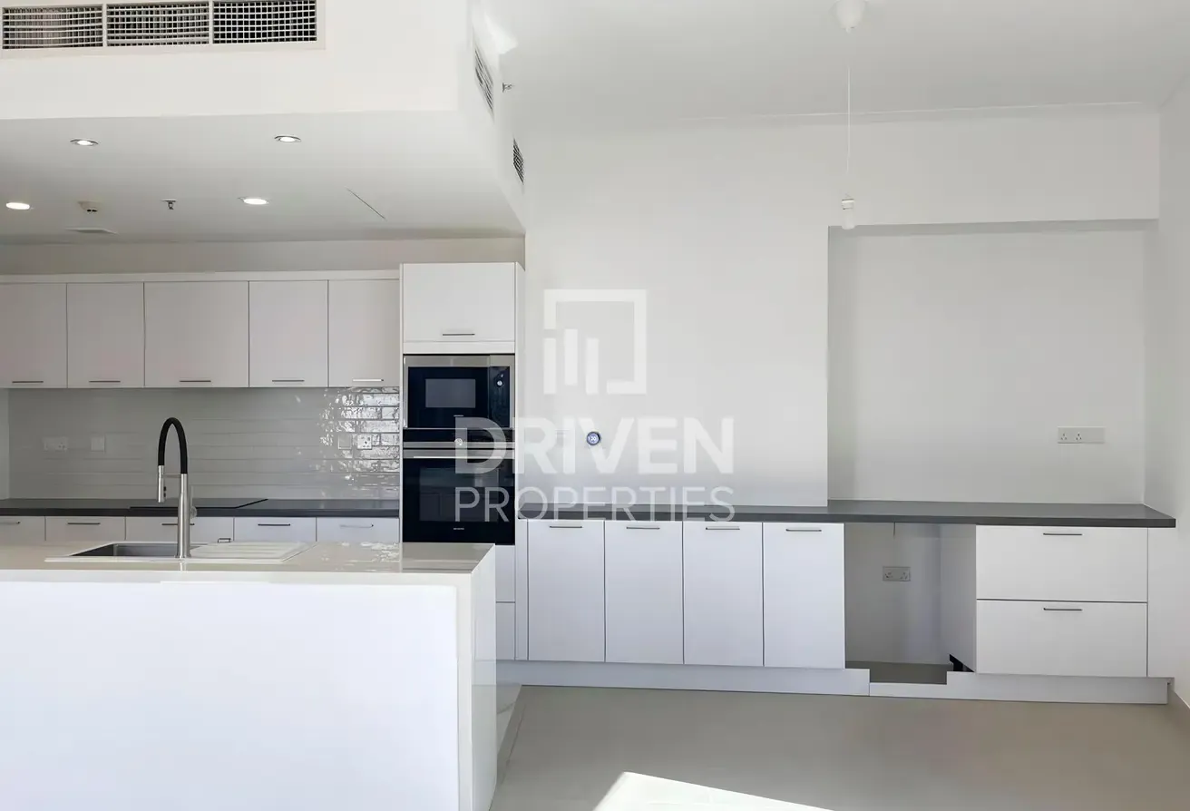Upgraded Apt | Full Burj View | Largest Layout