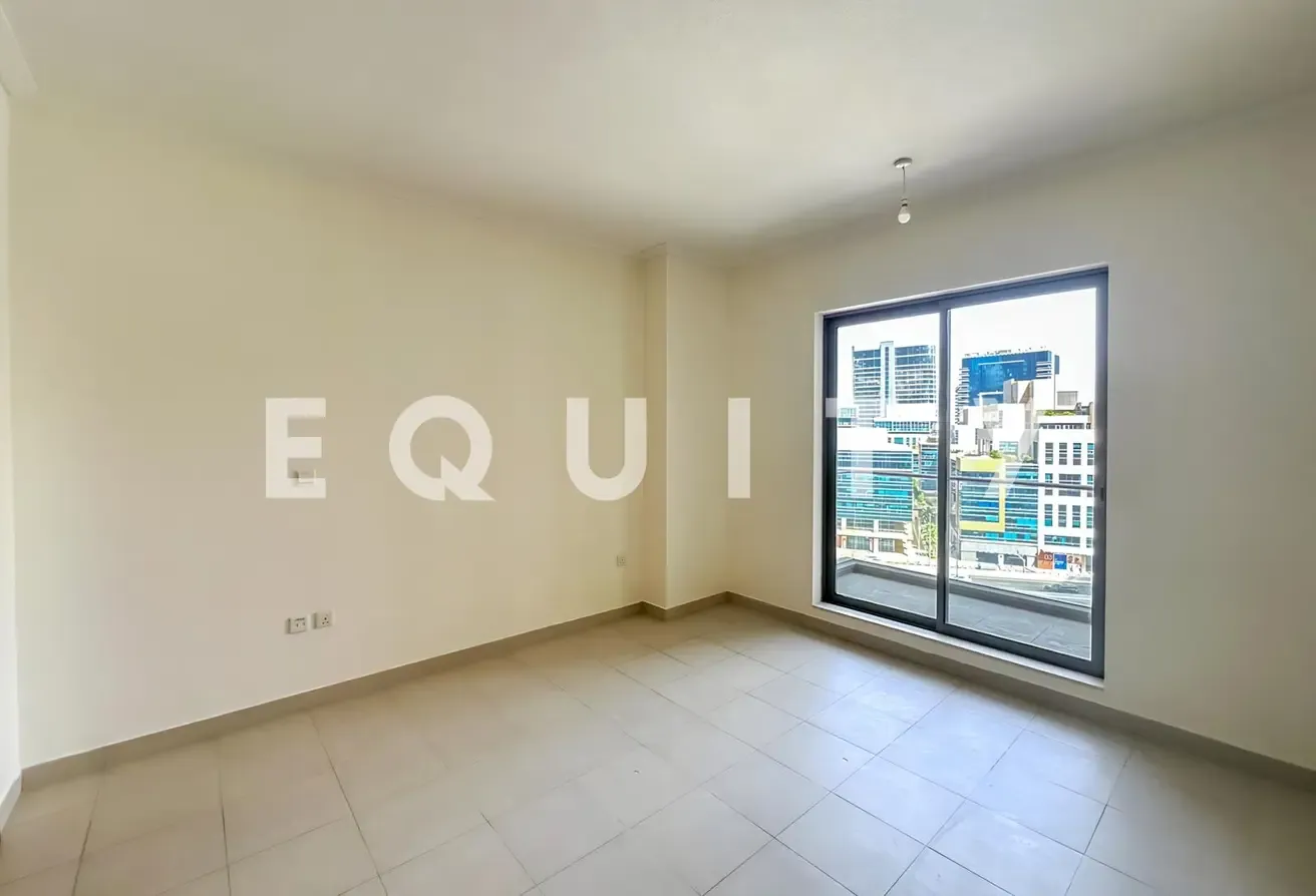 Building Expert | Large Layout | Vacant Now