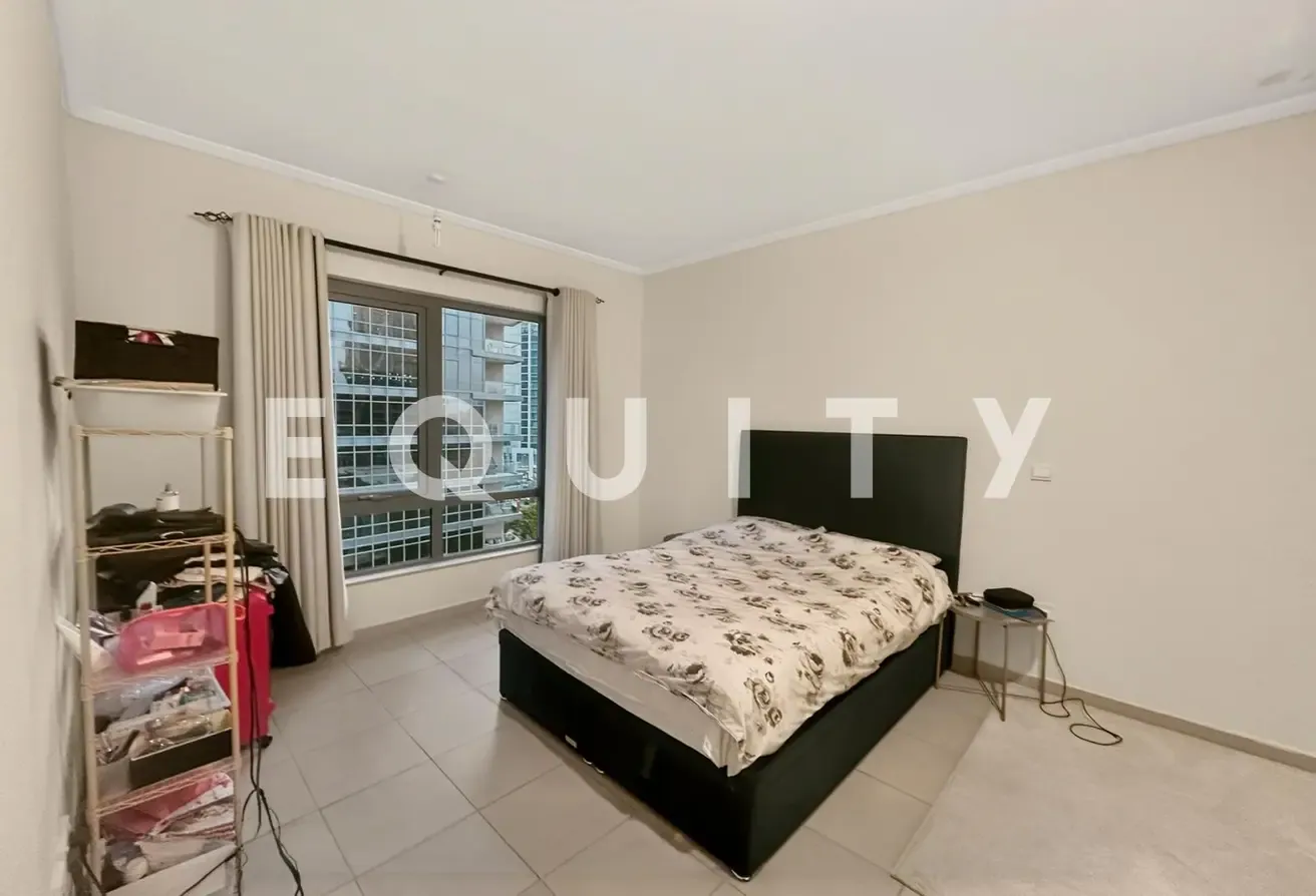 Large Layout | Vacant on Transfer | Great Location