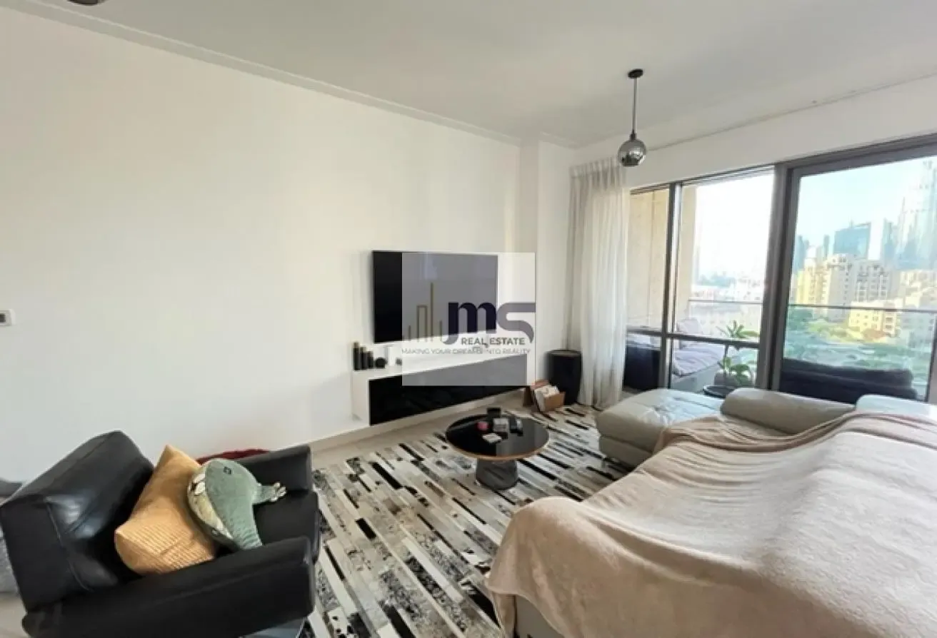 Best price - Full burj facing- Large unit