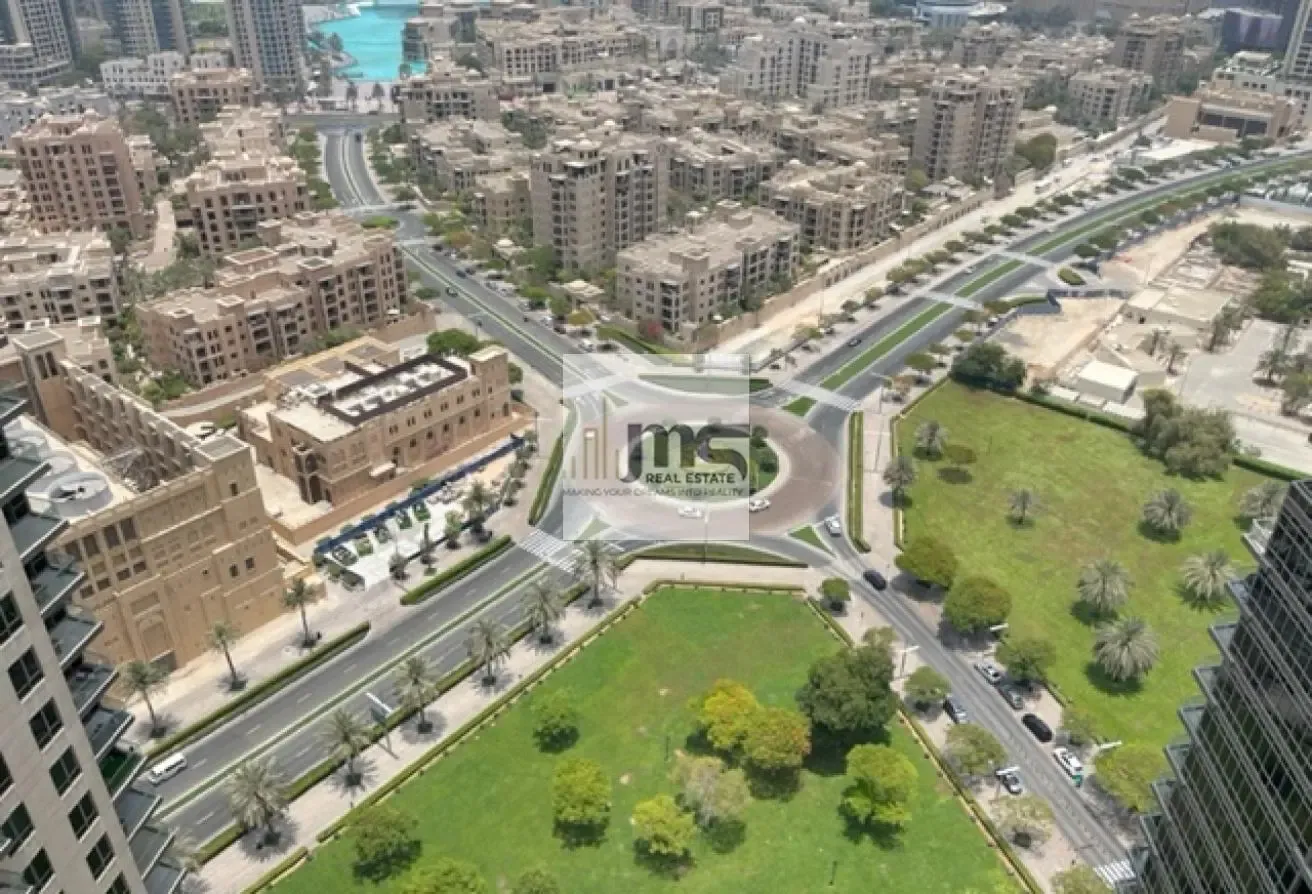Best price - Full burj facing- Large unit