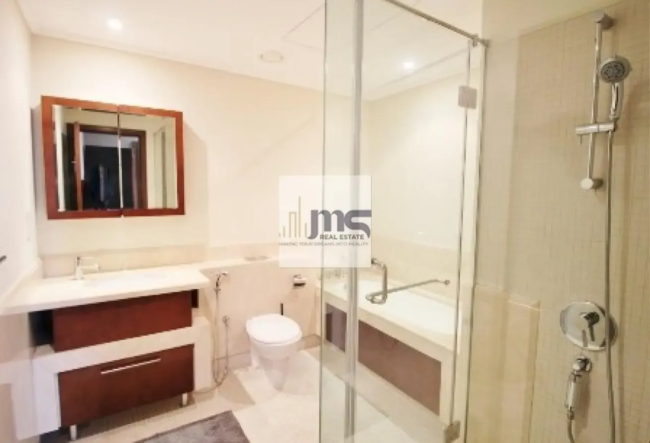 Best price - Full burj facing- Large unit