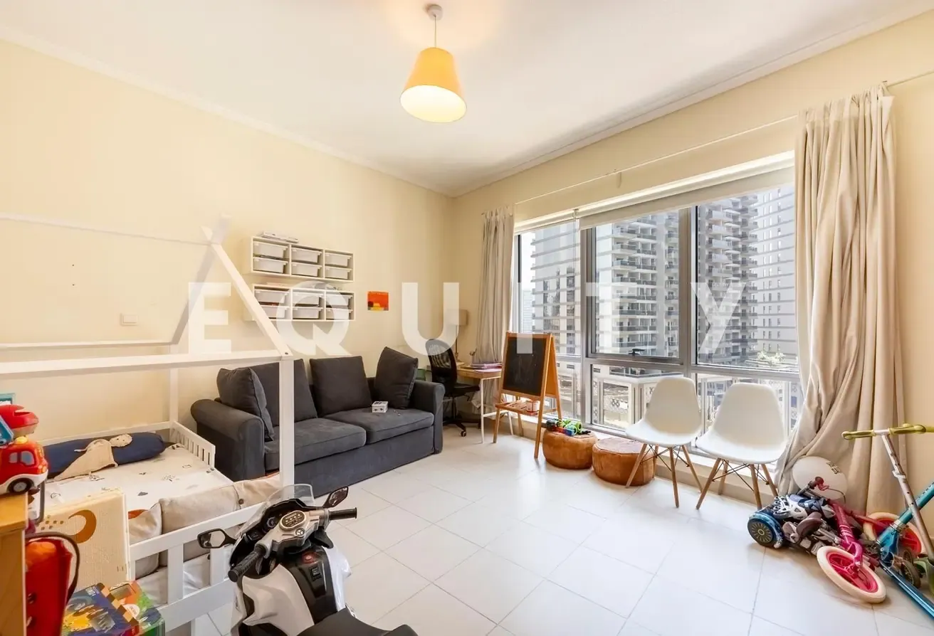 Burj View | Vacant on Transfer | Large Layout