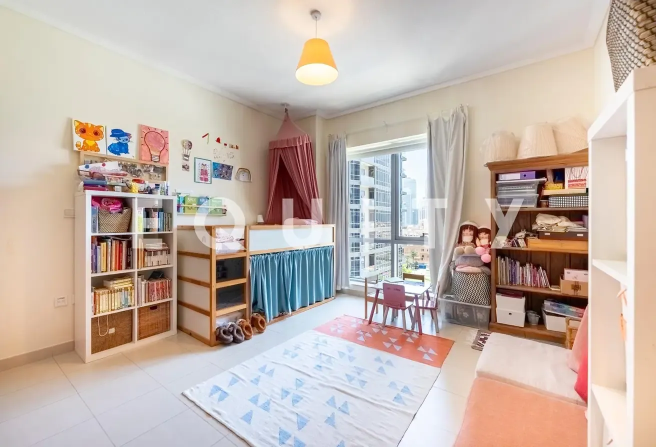 Burj View | Vacant on Transfer | Large Layout