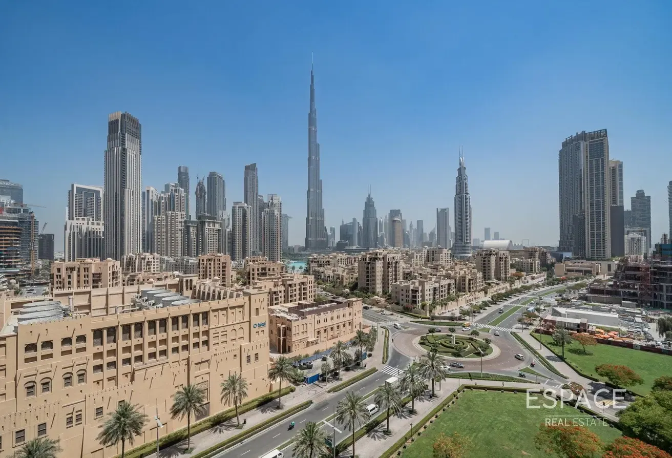Fully Upgraded | Burj View | Huge Layout