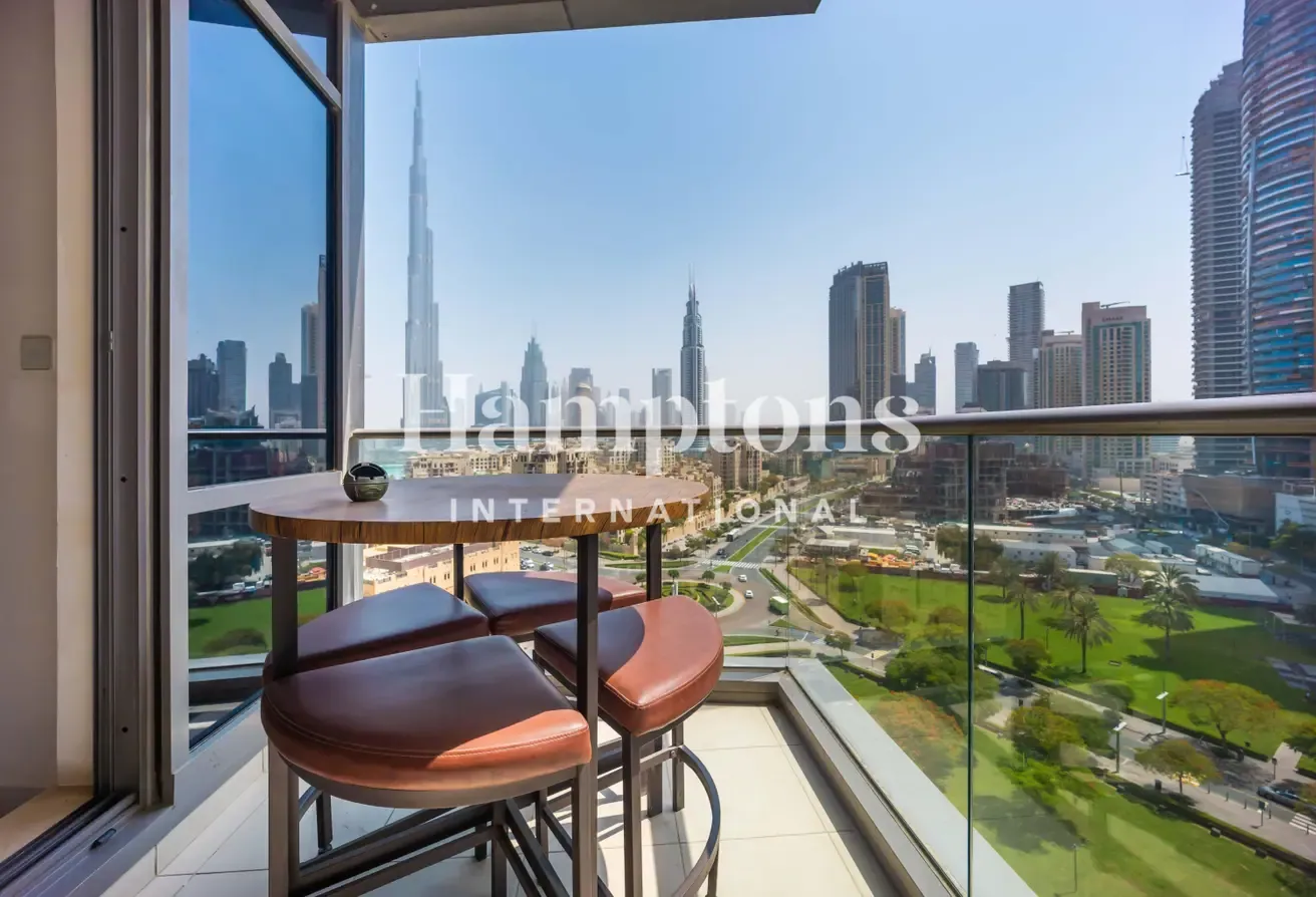 Elegant 2BR with Stunning Burj Views