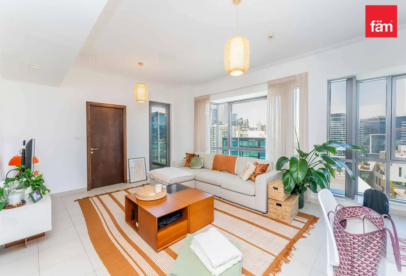 High Floor | Baysqaure Facing | Southridge 5
