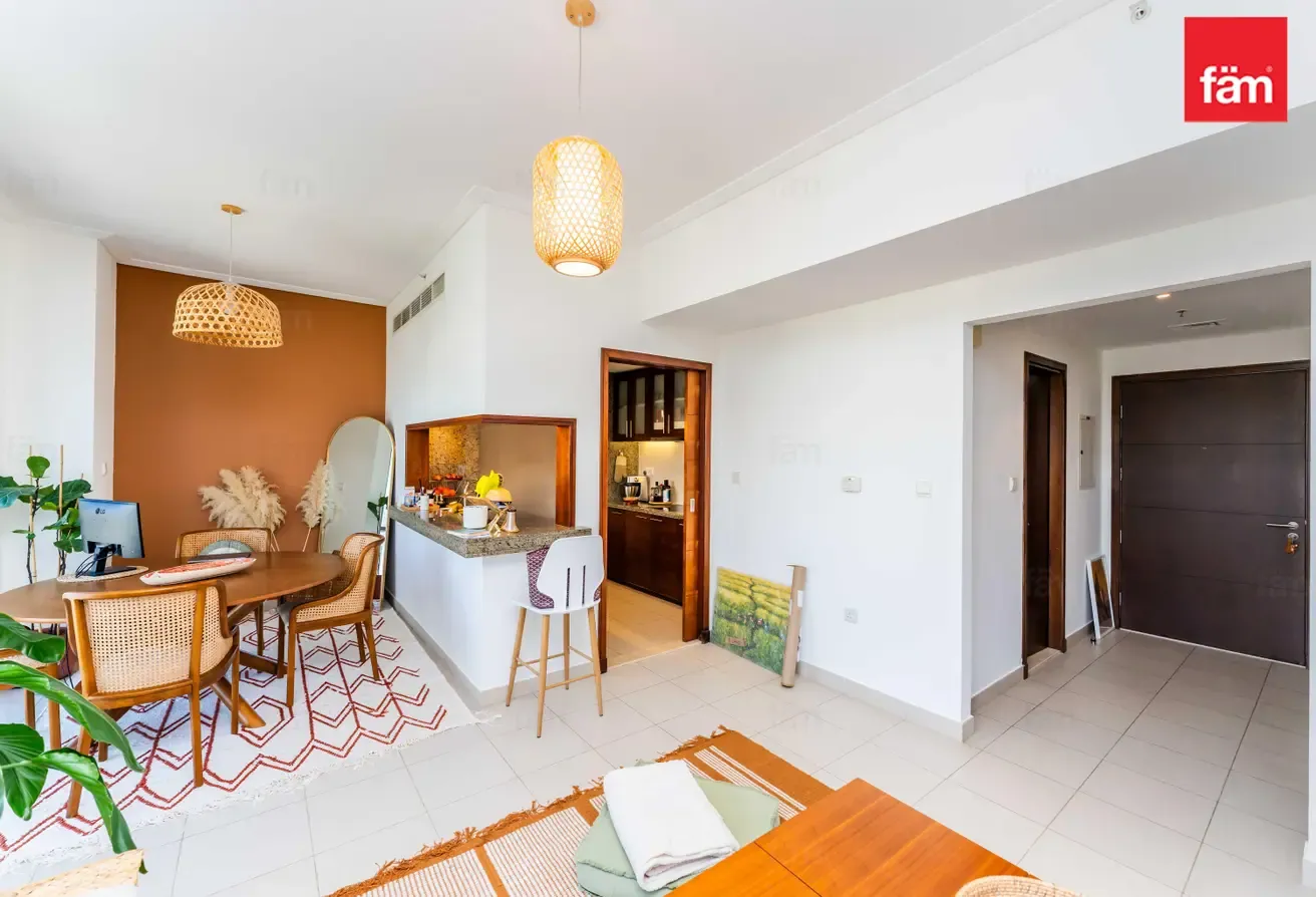 High Floor | Baysqaure Facing | Southridge 5
