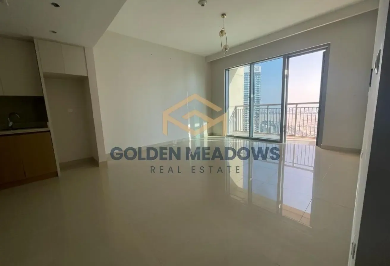 1BR | High floor | Vacant| Harbour views 2|