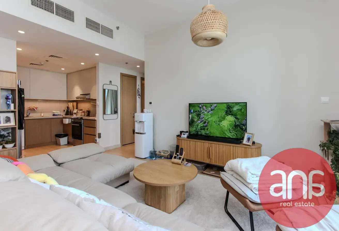 Semi close kitchen | Rented | canal View