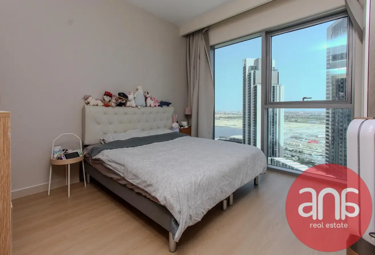 Semi close kitchen | Rented | canal View