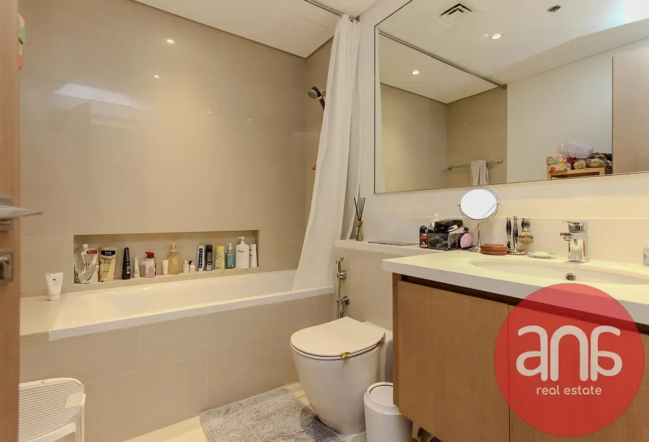 Semi close kitchen | Rented | canal View