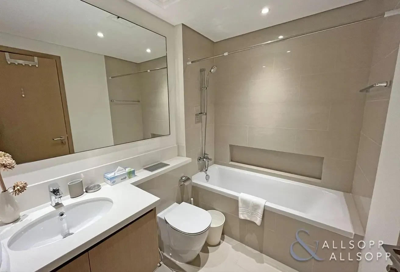 High Floor | 1 Bedroom | Creek Water Views