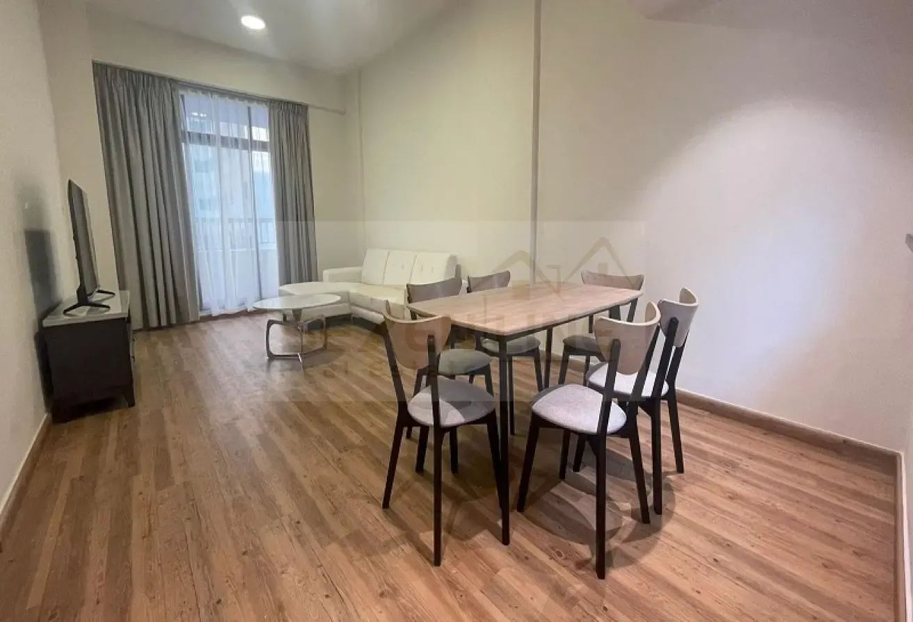 Upgraded|Furnished |1BR plus study| no commission