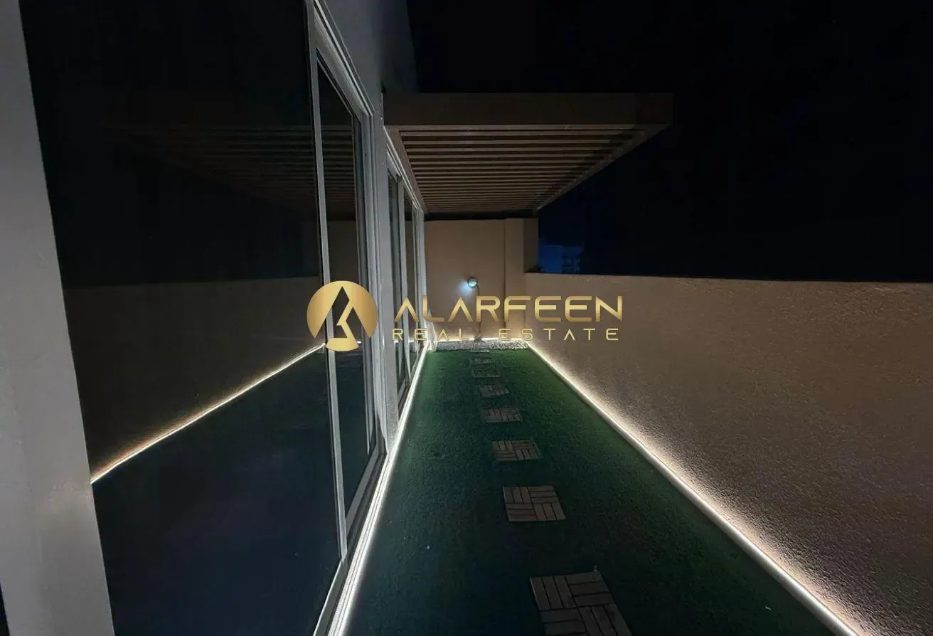 Investor Deal || Upgraded || High floor || Balcony