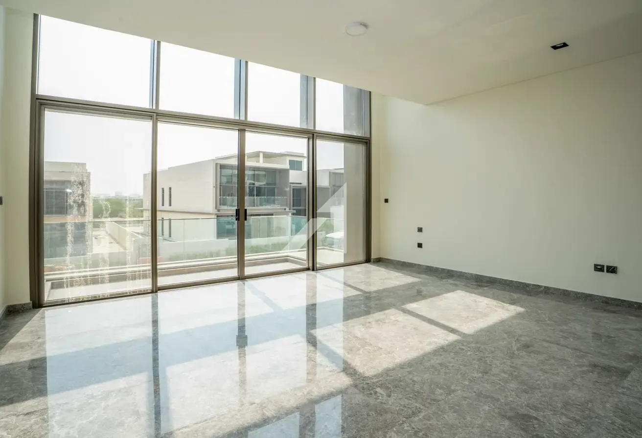 Exclusive l Brand New l Sky Terrace Villa